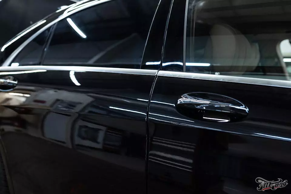Mercedes S63AMG. Кузовной ремонт и окрас заднего крыла, порога и двери!